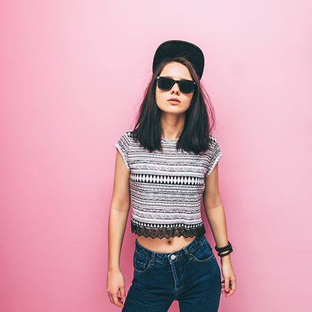 Be Chic and Rebellious With 90s Fashion