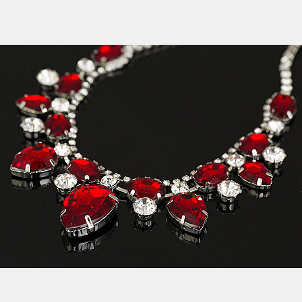Rhinestone Pendant Necklace